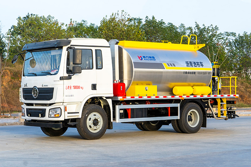 陕汽L3000沥青洒布车（10方）