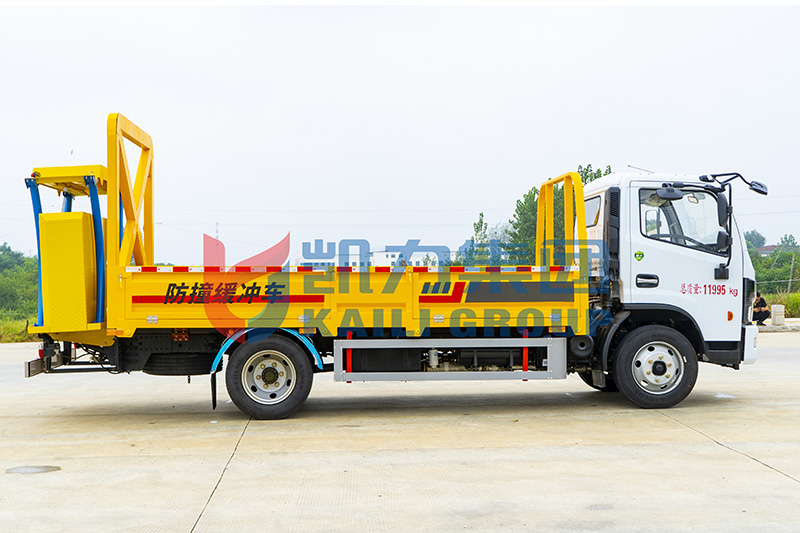 东风大多利卡防撞车