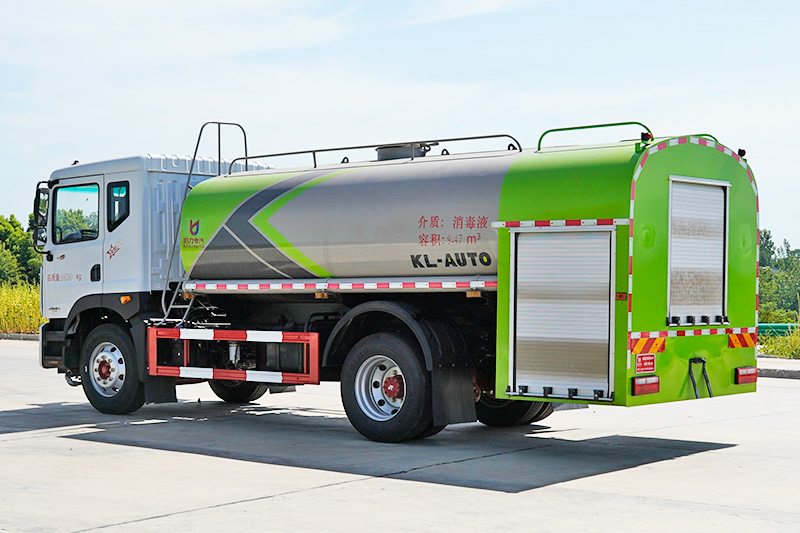 东风D9消防洒水车11.5方