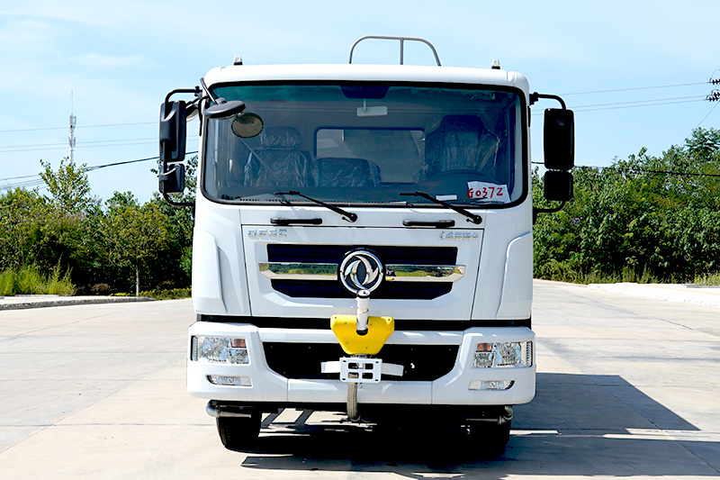 东风D9消防洒水车11.5方