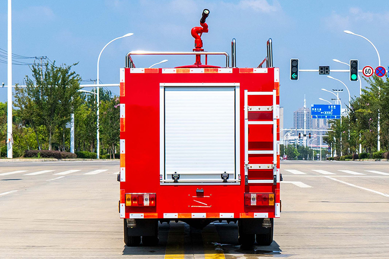 福田-小卡之星2消防洒水车2方
