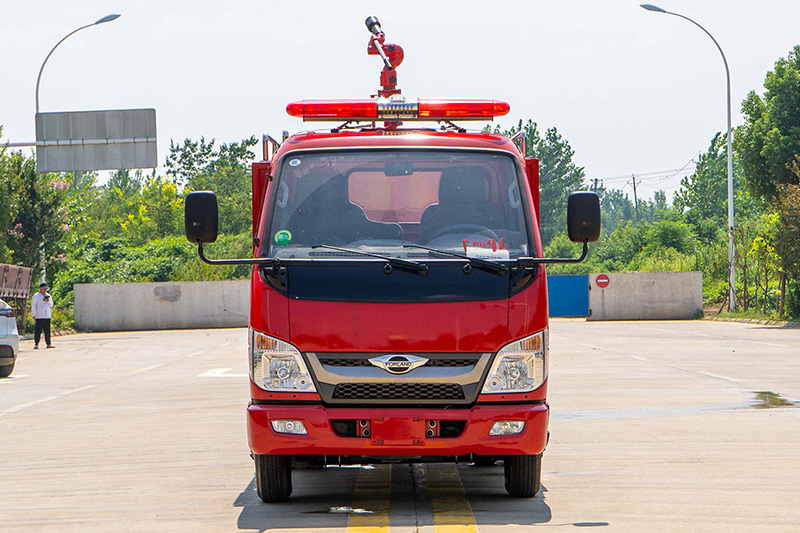 福田-小卡之星2消防洒水车2方