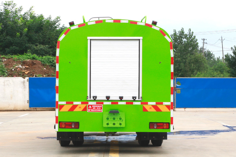 华神消防洒水车11方