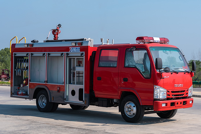 五十铃泡沫消防车2方（内藏）