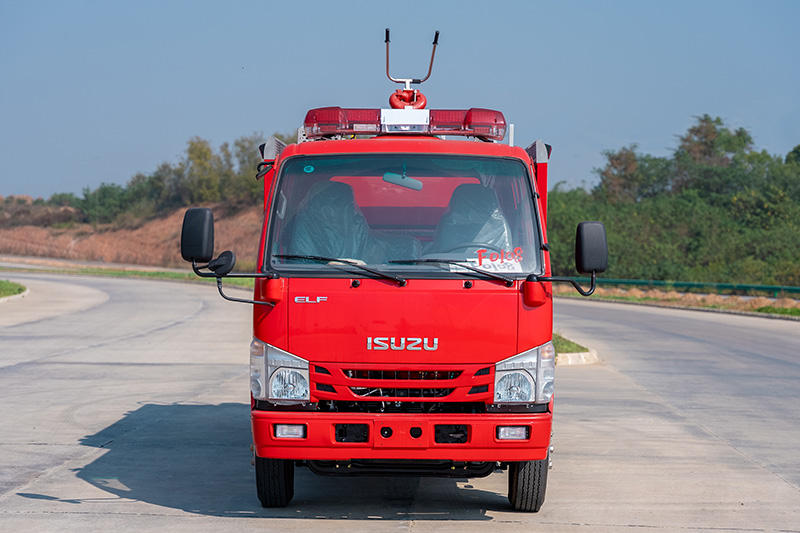 五十铃泡沫消防车2方（内藏）