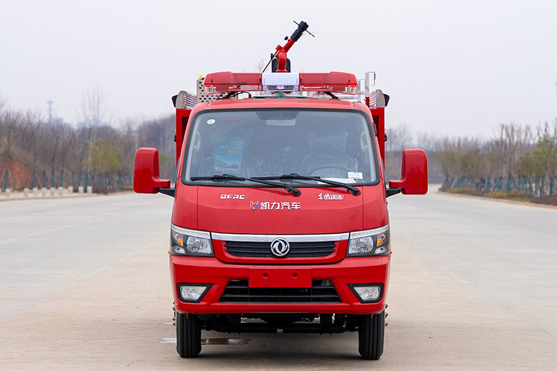 东风途逸双排水罐消防车1方（内藏）