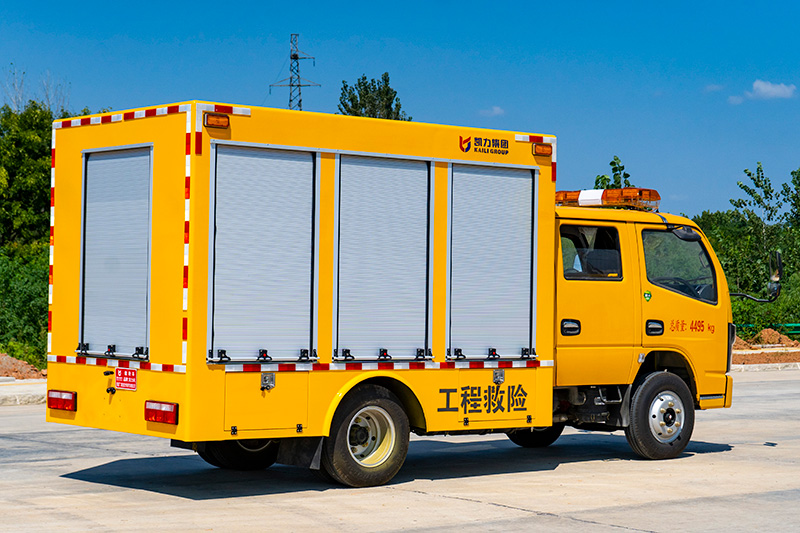 小多利卡双排救险车500方每时/1000方每时